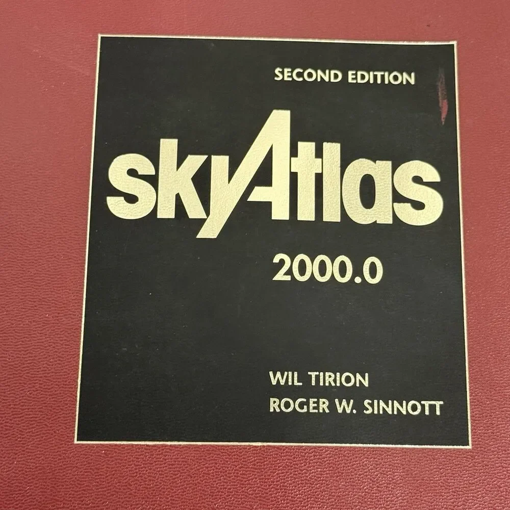 Sky Atlas 2000.0, 2nd Deluxe Version Spiral-bound by Wil Tirion, Roger Sinnott